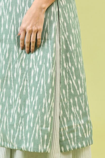 White and Green Geometric Printed Flared Spaghetti Dress and Gilet Set - Image 2